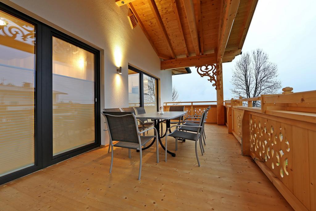 Landhaus & Apartment Taxach Ried im Zillertal Bagian luar foto