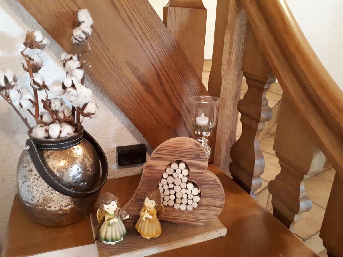 Landhaus & Apartment Taxach Ried im Zillertal Bagian luar foto