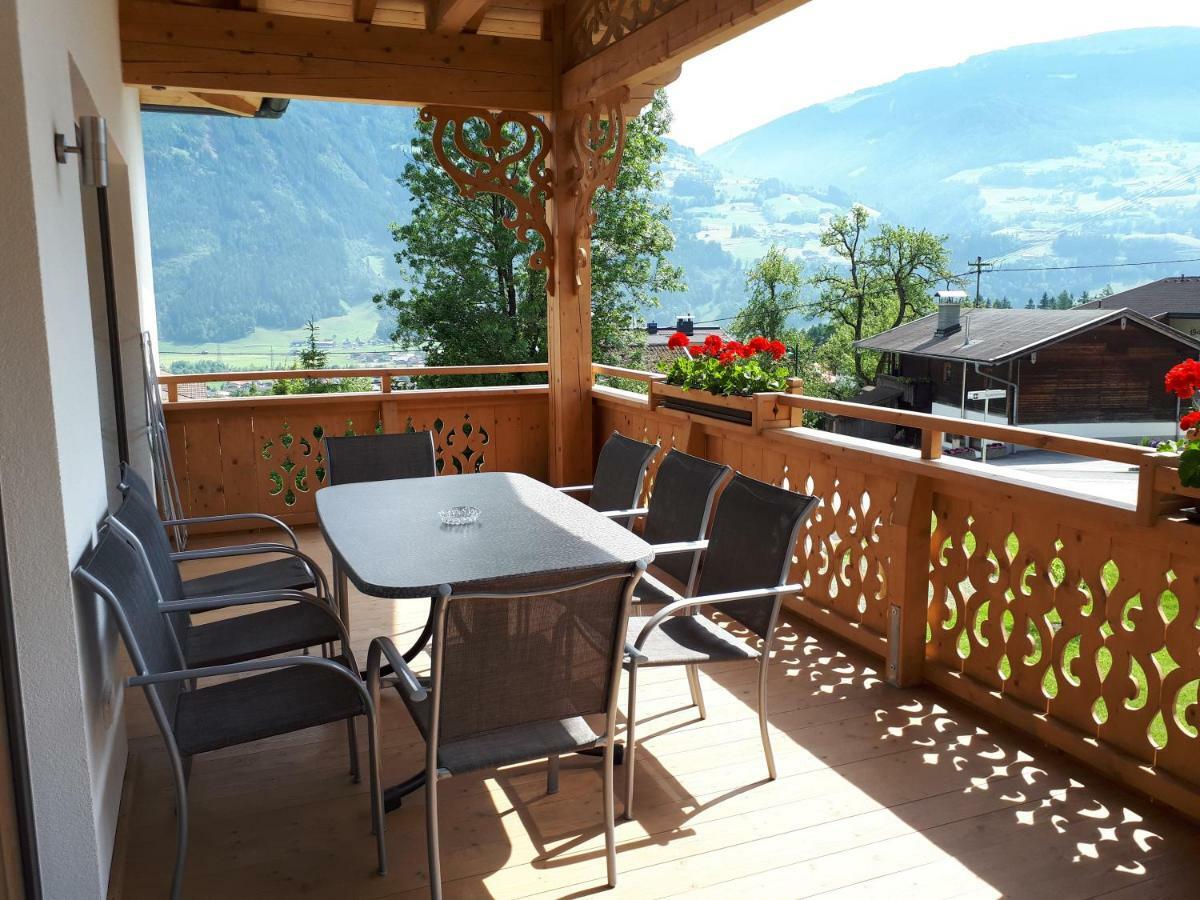 Landhaus & Apartment Taxach Ried im Zillertal Bagian luar foto