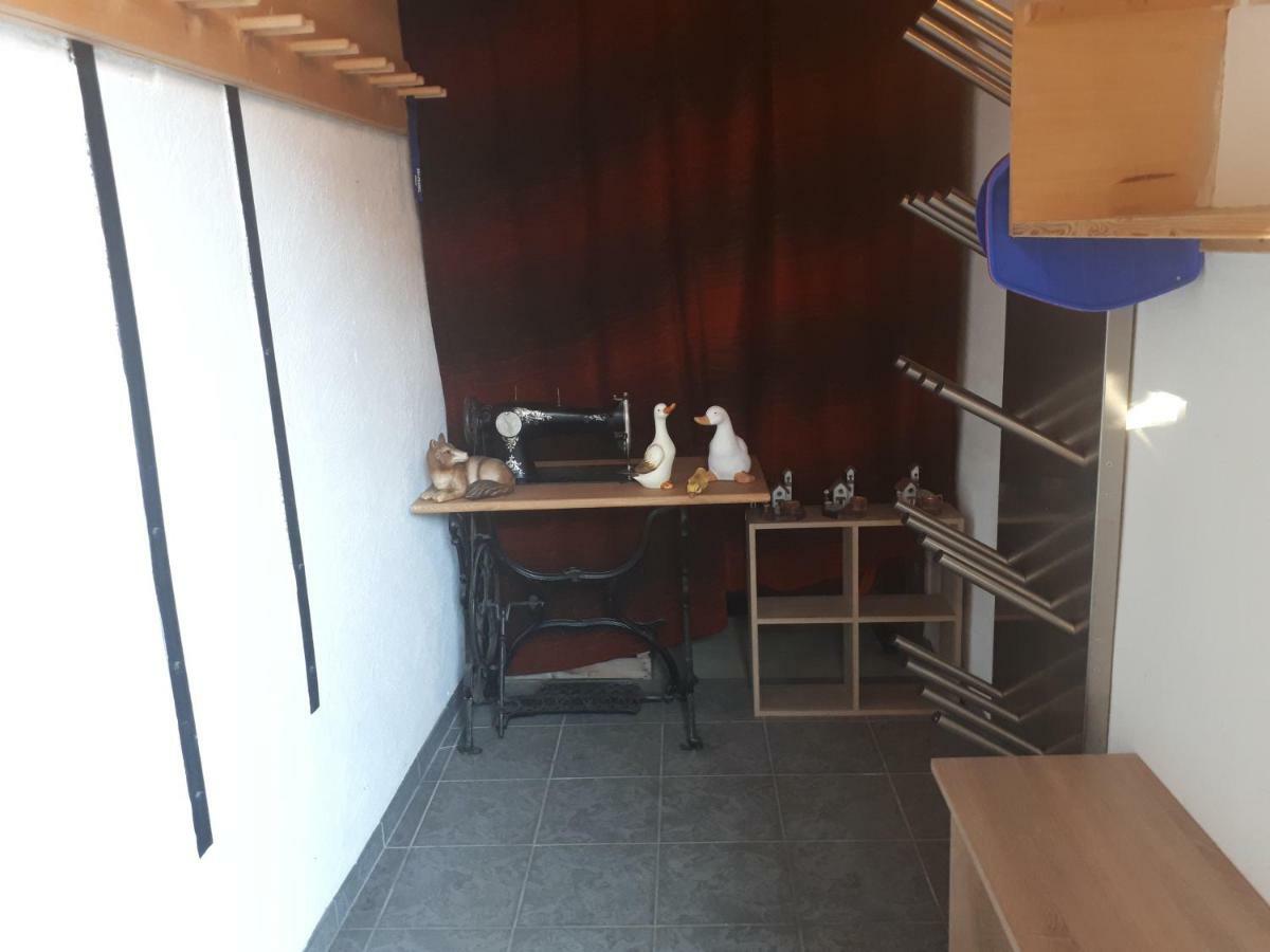 Landhaus & Apartment Taxach Ried im Zillertal Ruang foto